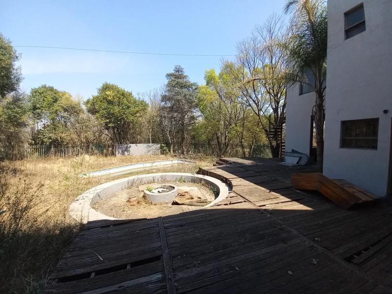10 Bedroom Property for Sale in Raslouw A H Gauteng