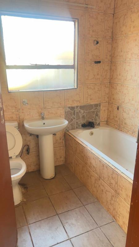 To Let 2 Bedroom Property for Rent in The Orchards Gauteng