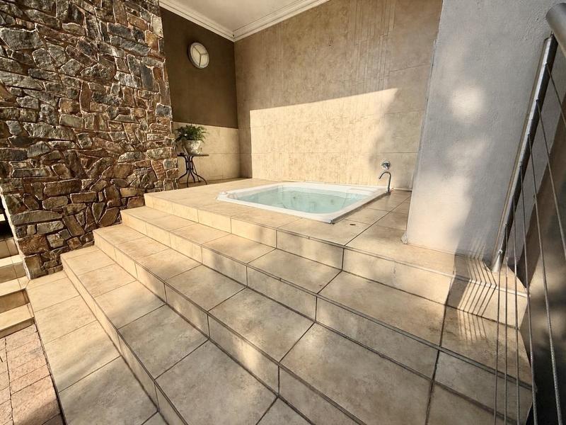 4 Bedroom Property for Sale in Sable Hills Gauteng