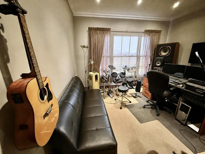 4 Bedroom Property for Sale in Sable Hills Gauteng