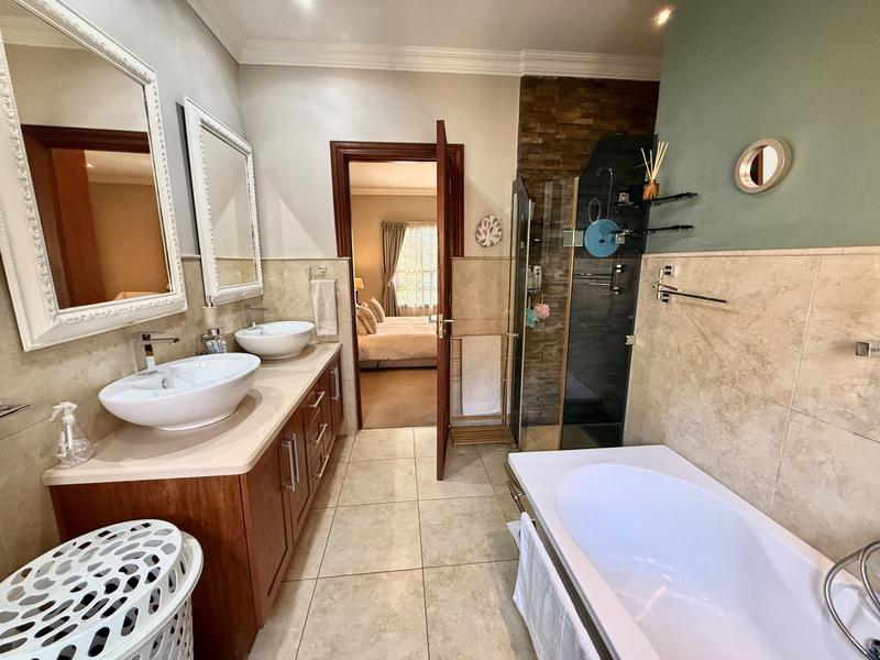 4 Bedroom Property for Sale in Sable Hills Gauteng