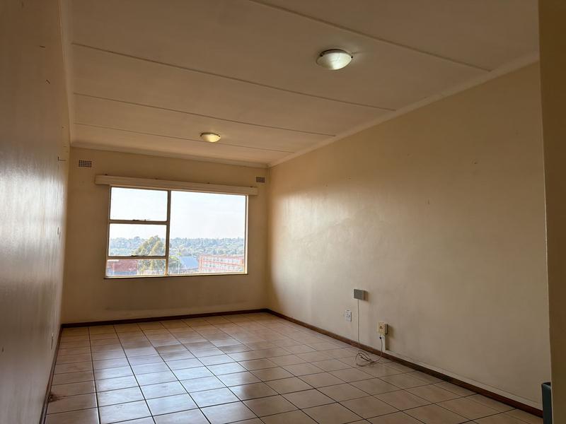 1 Bedroom Property for Sale in Edleen Gauteng