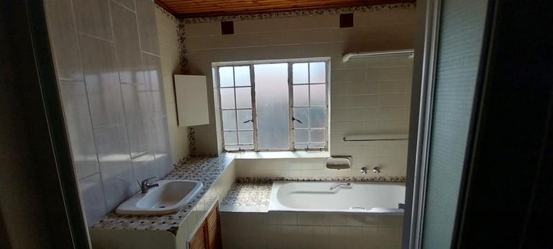 4 Bedroom Property for Sale in Kensington Gauteng