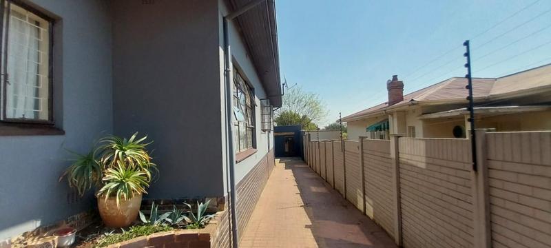 4 Bedroom Property for Sale in Kensington Gauteng
