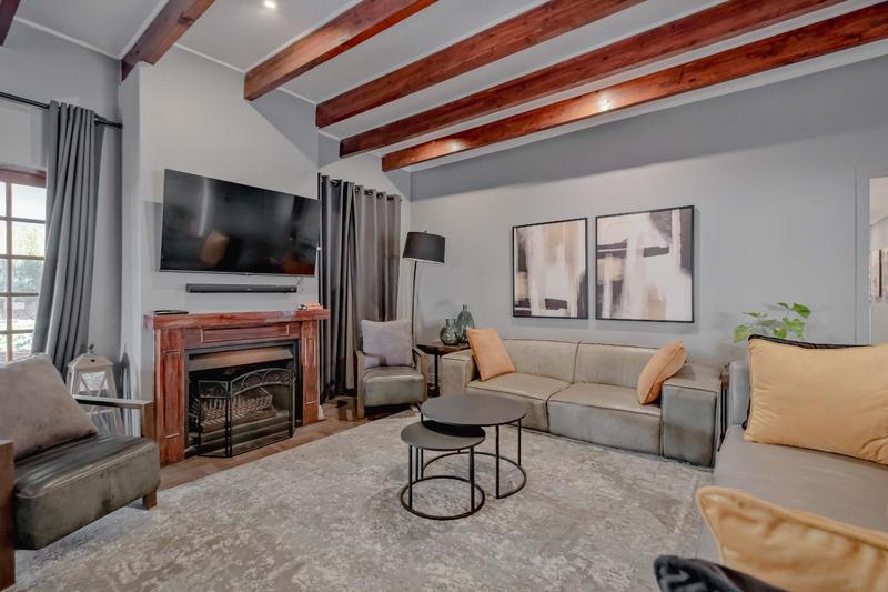 7 Bedroom Property for Sale in Moreleta Park Gauteng