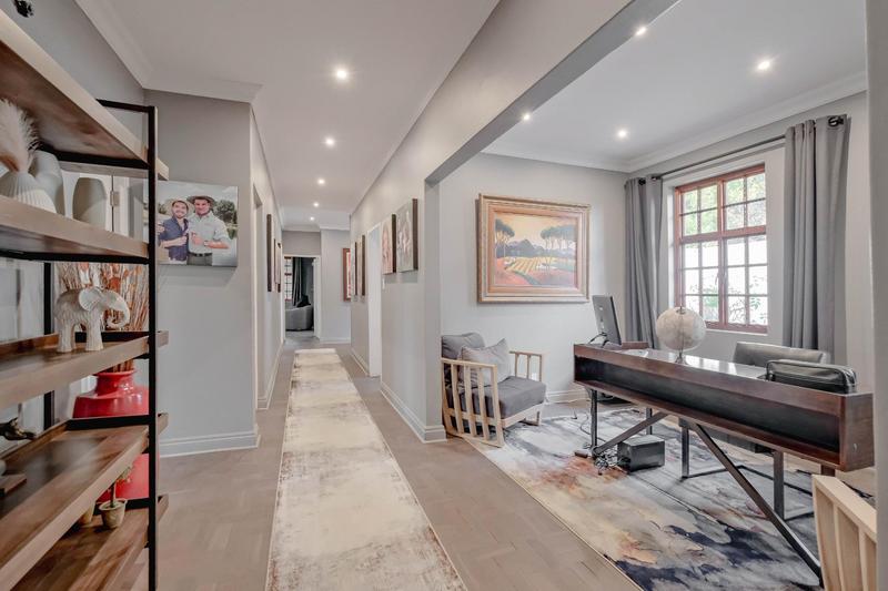 7 Bedroom Property for Sale in Moreleta Park Gauteng