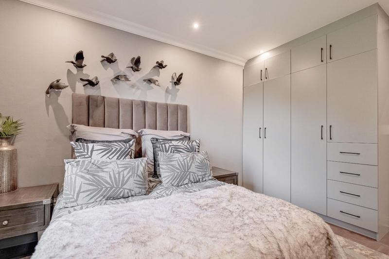 7 Bedroom Property for Sale in Moreleta Park Gauteng
