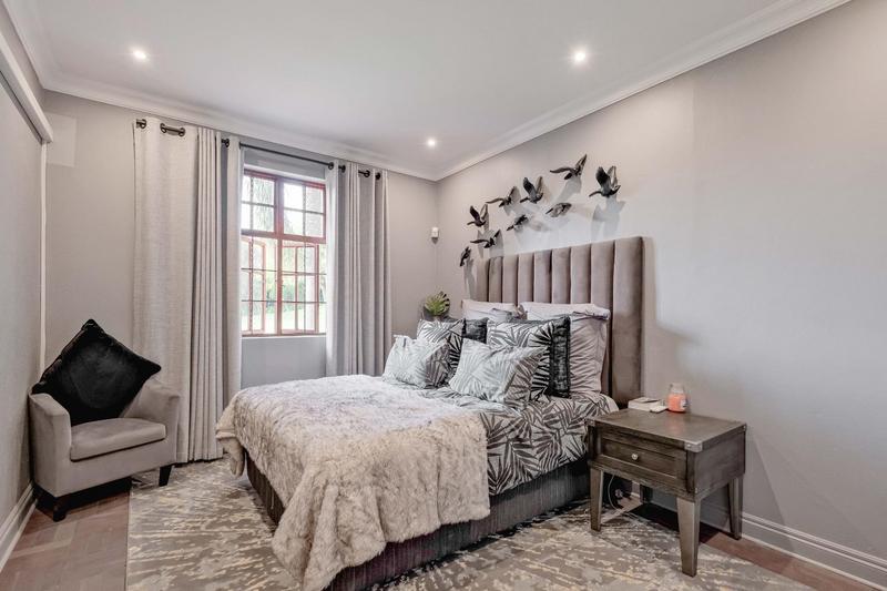 7 Bedroom Property for Sale in Moreleta Park Gauteng