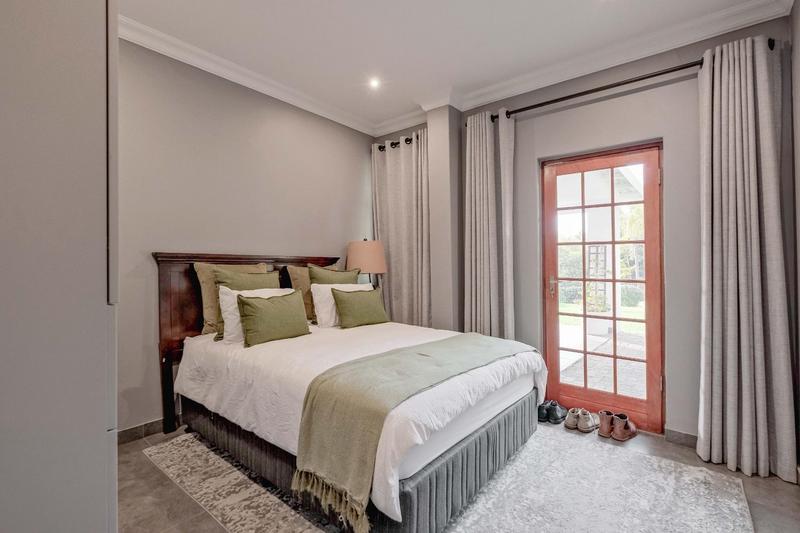 7 Bedroom Property for Sale in Moreleta Park Gauteng