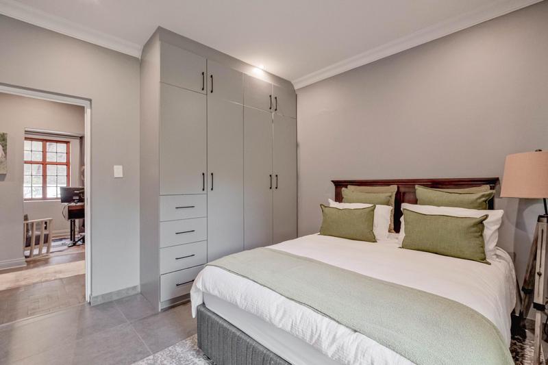 7 Bedroom Property for Sale in Moreleta Park Gauteng