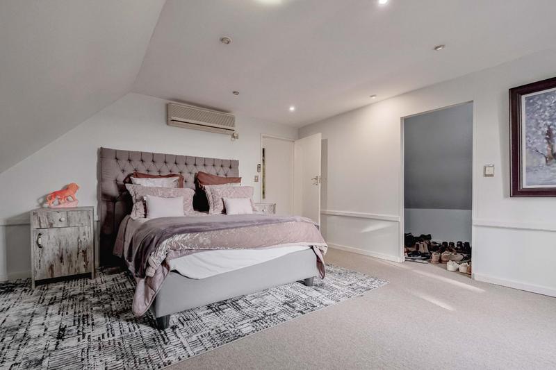 7 Bedroom Property for Sale in Moreleta Park Gauteng