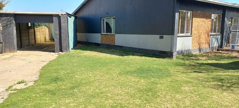 To Let 3 Bedroom Property for Rent in Van Dyk Park Gauteng