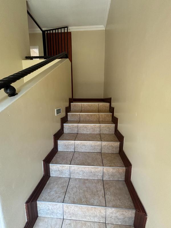 To Let 3 Bedroom Property for Rent in Kenleaf Gauteng