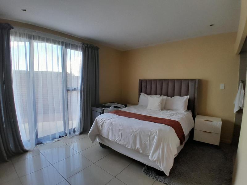To Let 2 Bedroom Property for Rent in Rooihuiskraal North Gauteng