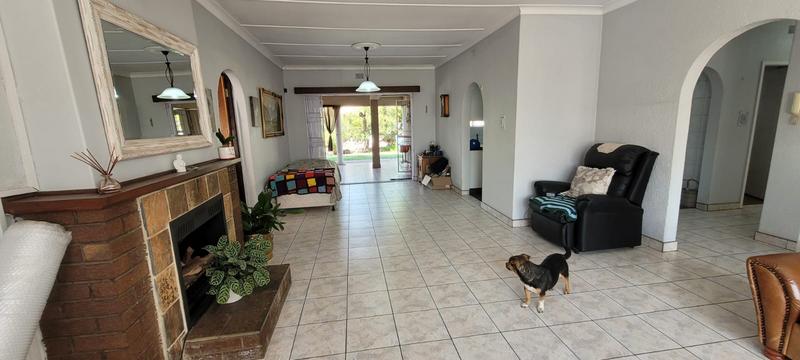 4 Bedroom Property for Sale in Brackenhurst Gauteng