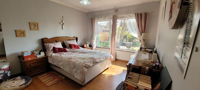 4 Bedroom Property for Sale in Brackenhurst Gauteng