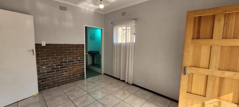 4 Bedroom Property for Sale in Brackenhurst Gauteng
