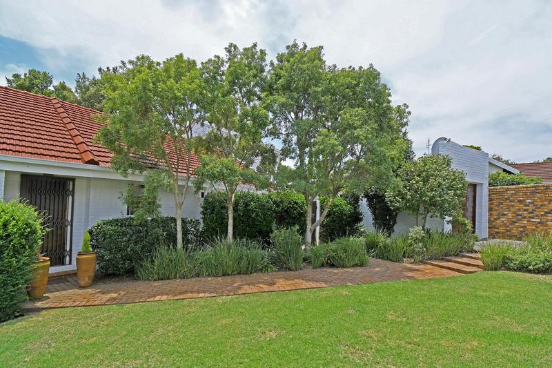 To Let 5 Bedroom Property for Rent in Parkmore Gauteng