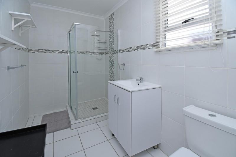 To Let 5 Bedroom Property for Rent in Parkmore Gauteng