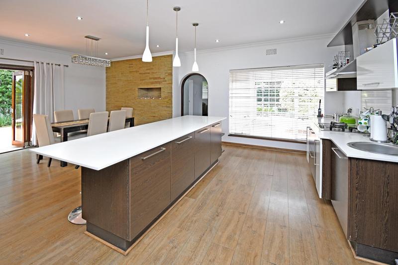 To Let 5 Bedroom Property for Rent in Parkmore Gauteng