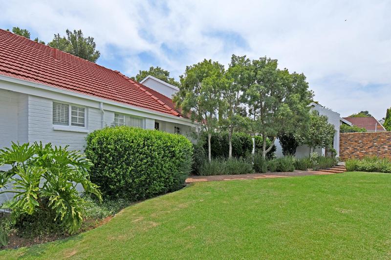 To Let 5 Bedroom Property for Rent in Parkmore Gauteng