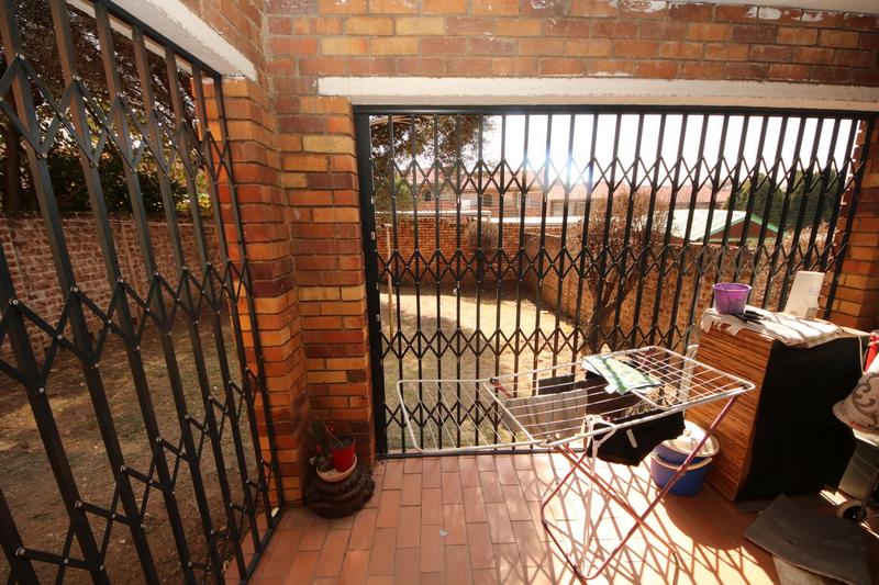 2 Bedroom Property for Sale in Buccleuch Gauteng