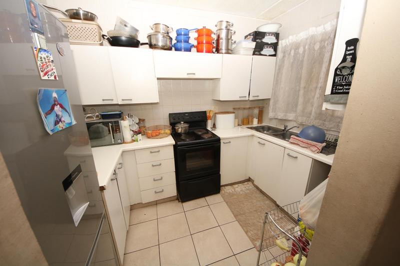 2 Bedroom Property for Sale in Buccleuch Gauteng