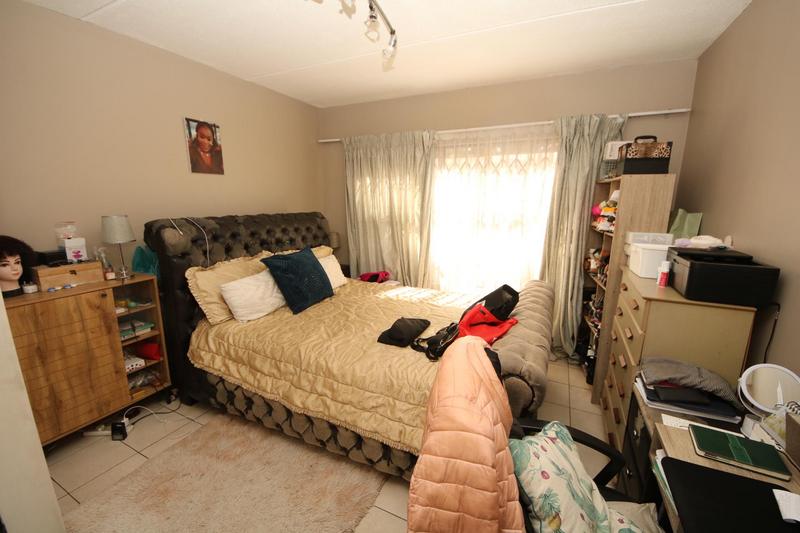 2 Bedroom Property for Sale in Buccleuch Gauteng