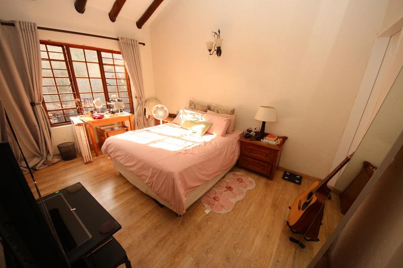 2 Bedroom Property for Sale in Paulshof Gauteng