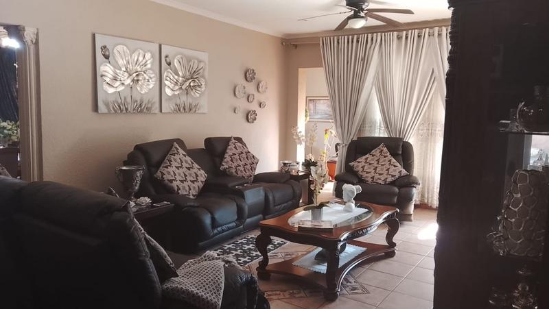 3 Bedroom Property for Sale in Greenhills Gauteng