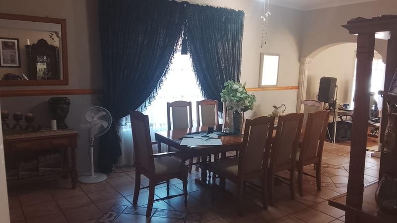 3 Bedroom Property for Sale in Greenhills Gauteng