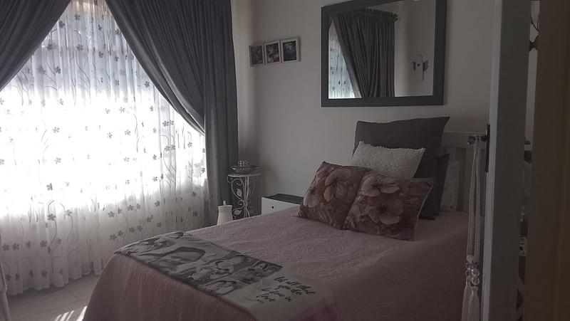 3 Bedroom Property for Sale in Greenhills Gauteng