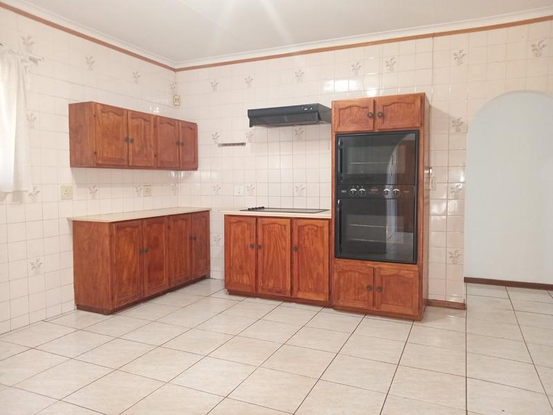 3 Bedroom Property for Sale in Helikonpark Gauteng