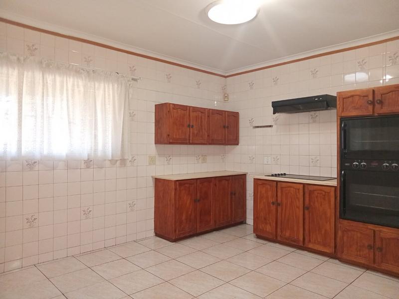 3 Bedroom Property for Sale in Helikonpark Gauteng