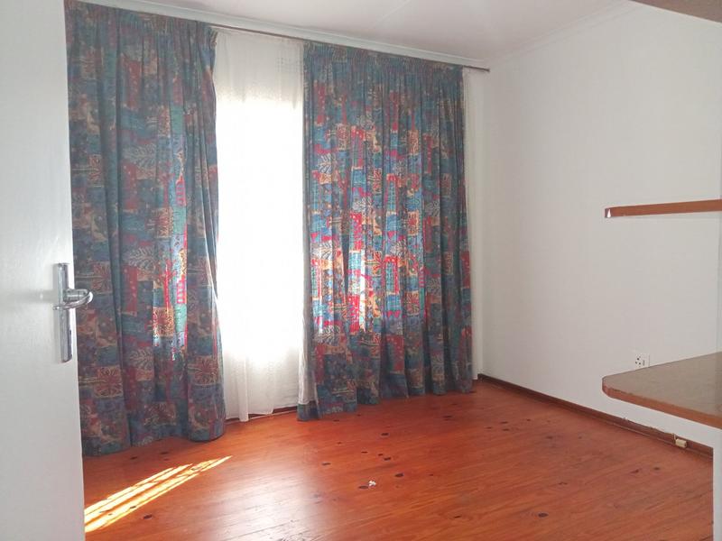 3 Bedroom Property for Sale in Helikonpark Gauteng