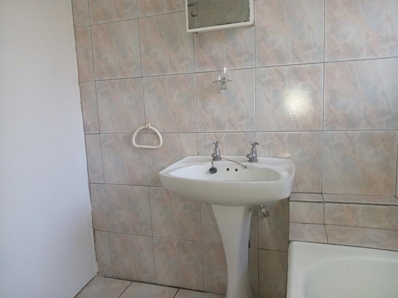 3 Bedroom Property for Sale in Helikonpark Gauteng