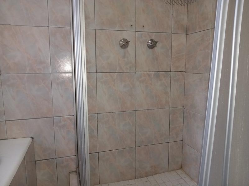 3 Bedroom Property for Sale in Helikonpark Gauteng
