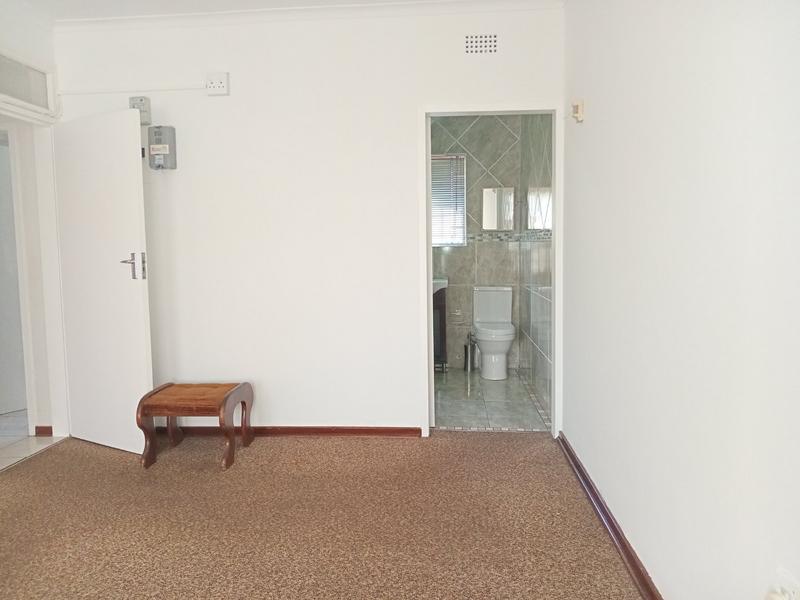 3 Bedroom Property for Sale in Helikonpark Gauteng