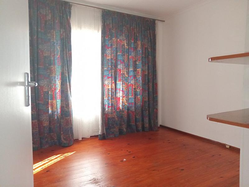 3 Bedroom Property for Sale in Helikonpark Gauteng