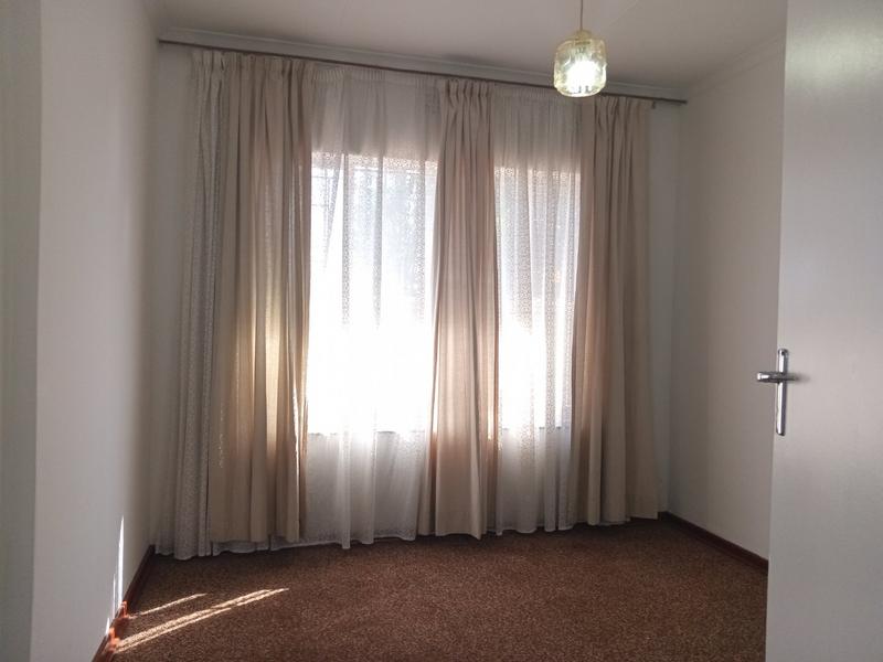 3 Bedroom Property for Sale in Helikonpark Gauteng
