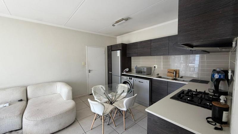 To Let 1 Bedroom Property for Rent in Petervale Gauteng