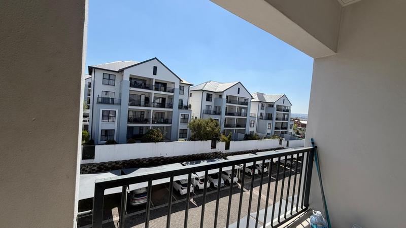 To Let 1 Bedroom Property for Rent in Petervale Gauteng