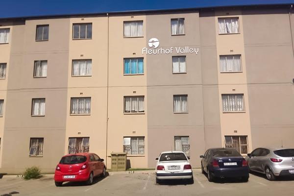 2 Bedroom Property for Sale in Fleurhof Gauteng