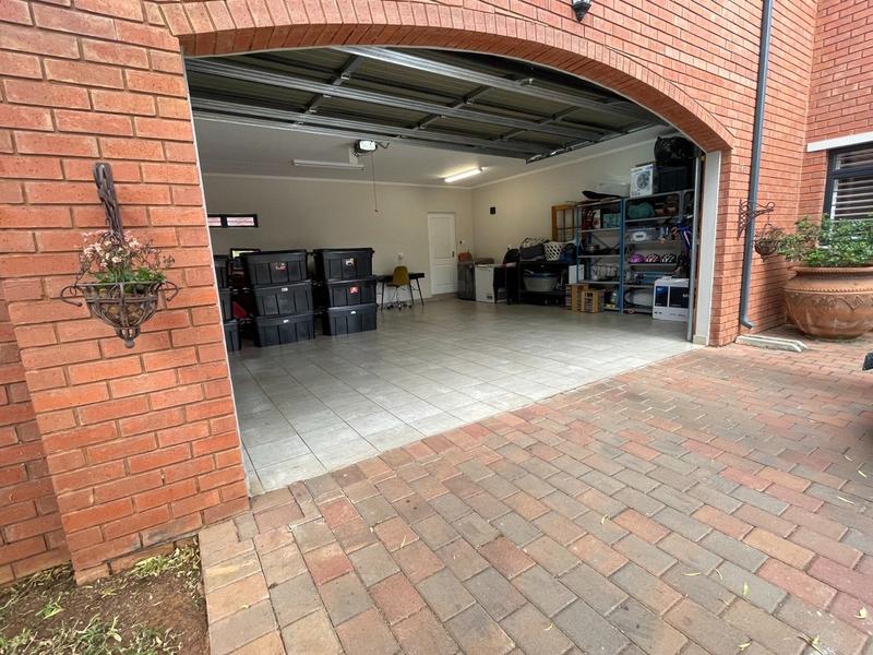 To Let 3 Bedroom Property for Rent in Eldoraigne Gauteng
