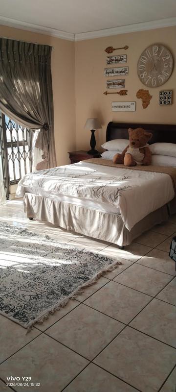 To Let 4 Bedroom Property for Rent in Glen Marais Gauteng