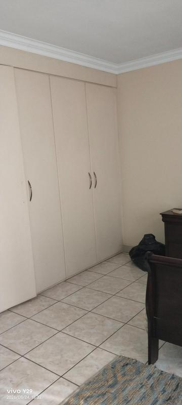 To Let 4 Bedroom Property for Rent in Glen Marais Gauteng