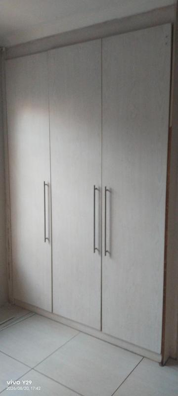 To Let 3 Bedroom Property for Rent in Clayville Gauteng