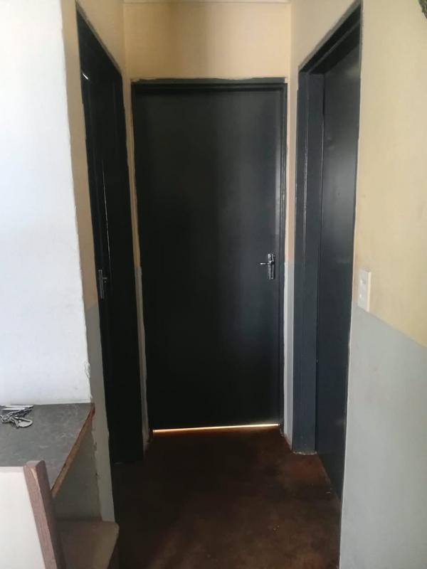 To Let 2 Bedroom Property for Rent in Lufhereng Gauteng