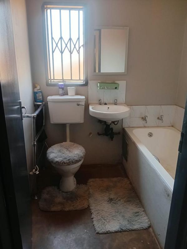 To Let 2 Bedroom Property for Rent in Lufhereng Gauteng