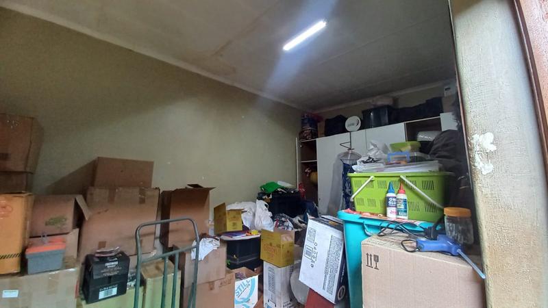 To Let 3 Bedroom Property for Rent in Danville Gauteng